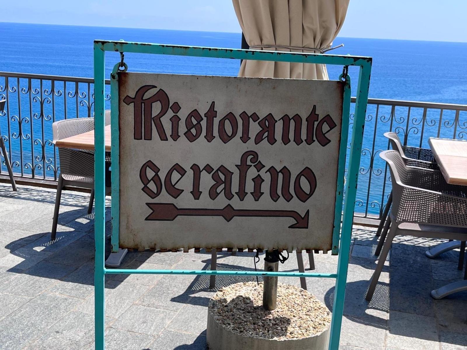 La Finestra Sul Borgo Bed & Breakfast Cervo Dış mekan fotoğraf